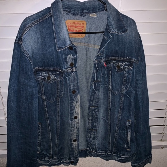 I’m selling jackets $25 a piece! I have 14! - Picture 3 of 8